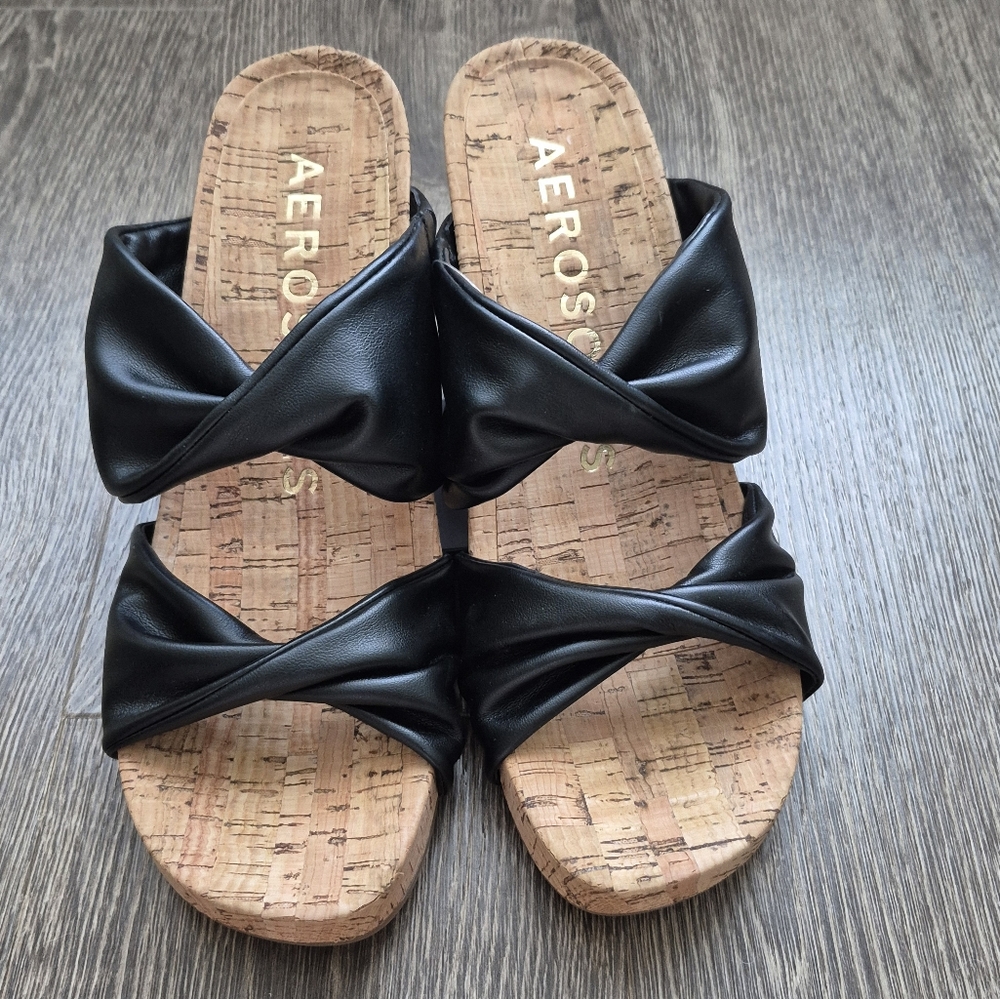 AEROSOLES Black Leather Wedge Chunky Mules Size 8.5 NEW